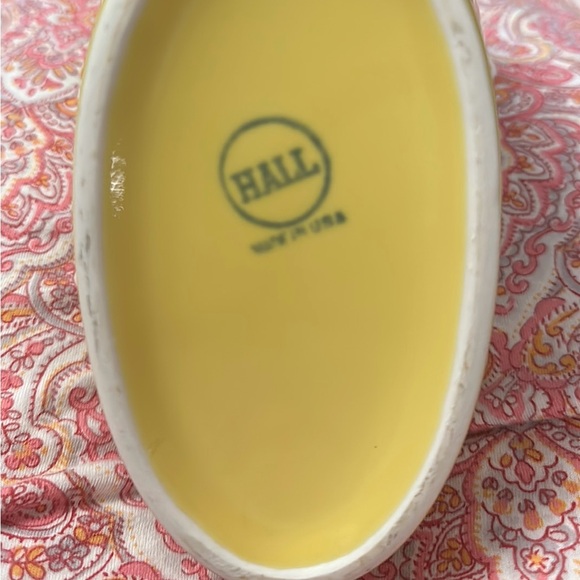 Hall Vintage Fantastic Pitcher Water Iced Tea Pottery USA Bright Yellow MCM - Picture 2 of 6